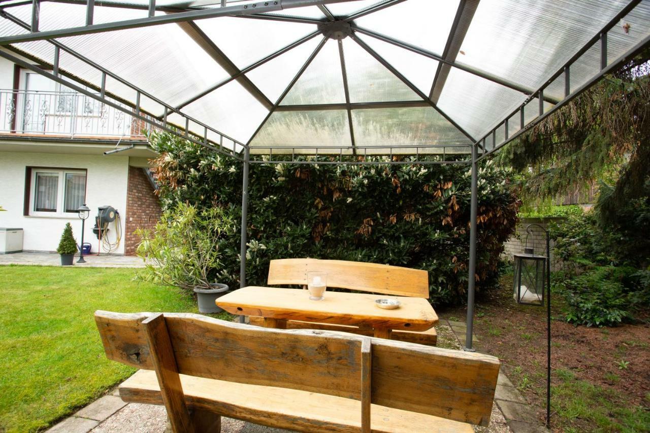 Gaestehaus Am Vogelsang Kerpen  Exterior photo